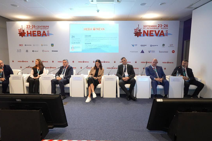 Судостроители Ленобласти заключили новые контракты на выставке «Нева»