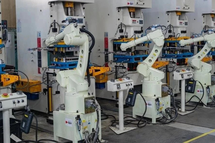 Платформа robots.813.ru расширяет возможности промышленности Ленинградской области